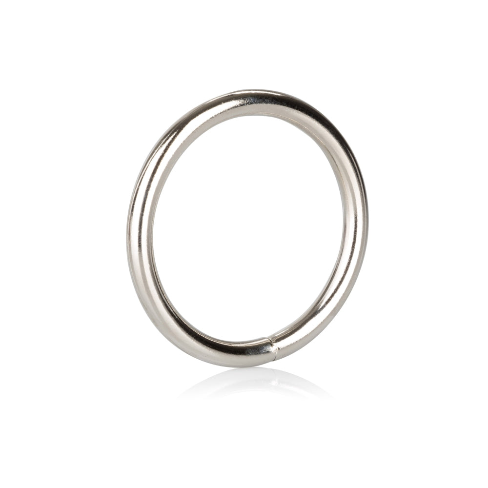 Inel Pentru Penis din Metal CalExotics Silver Ring 6 cm - ideal pentru mentinerea erectiei si intensificarea performantei erotice - fabricat din otel solid cu finisaj argintiu