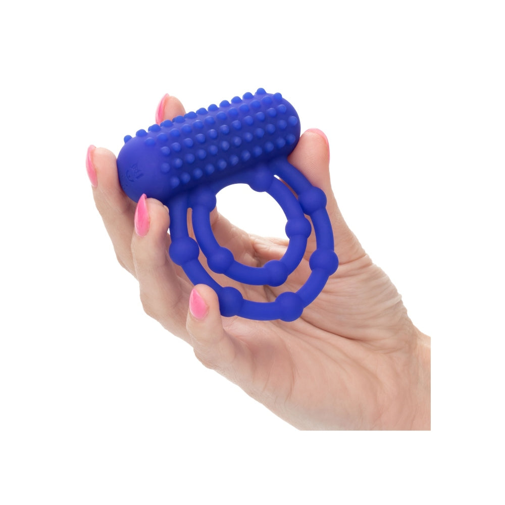 Inel Pentru Penis cu Vibratii CalExotics 10 Beads Maximus - Albastru, silicon sigur pentru corp - 10 bile de placere si suport pentru o erectie puternica - 12 Moduri Vibratii pentru stimulare clitoris - Ideal pentru cupluri