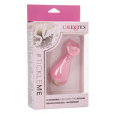 Vibrator Mini CalExotics Slay #TickleMe - Roz, 10 cm - teaser cu limba vibranta, 10 Functii - rezistent la apa, reincarcabil - dimensiuni discrete, ideal pentru calatorii