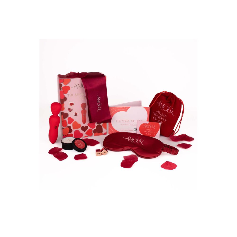Set Cadou Sf. Valentin Amour the Magic of Love 7 Bucati - vibrator wand, petale de trandafir, masca, panglica bondage, lumanare masaj, zaruri erotice, punga de catifea - Ideal pentru ziua indragostitilor