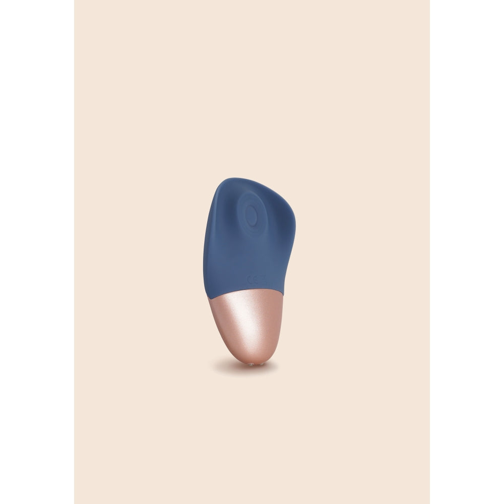 Vibrator SMART cu Suctiune Deia the Arouser, Albastru, 10 Moduri Vibratii