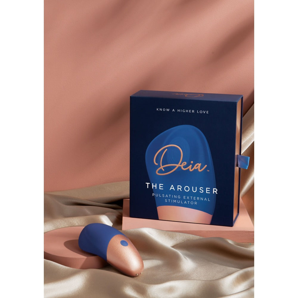 Vibrator SMART cu Suctiune Deia the Arouser, Albastru, 10 Moduri Vibratii