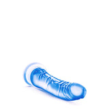 Dildo Realist Blush Novelties B Yours Sweet n Hard 6 – 21,5 cm Lungime, 5 cm Grosime – Compatibil cu Hamuri, Baza cu Ventuza pentru Jocuri Fara Maini – Jucarie Sexuala Moale si Realista pentru Barbati, Femei si Cupluri – Albastru Transparent