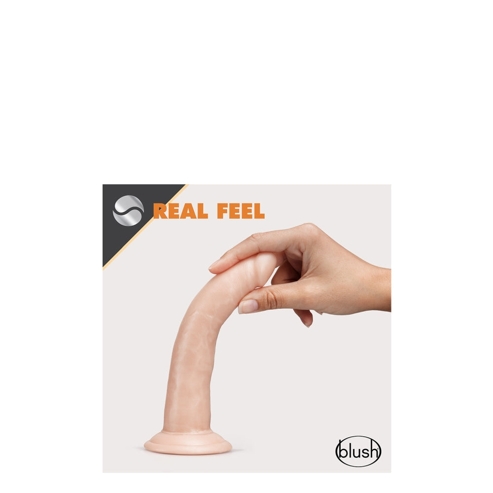 Dildo Realist Autolubrifiant Blush Novelties Dr. Skin Glide 19 cm cu Baza cu Ventuza, Compatibil cu Hamuri, Sigur pentru Corp, cu Testicule, Jucarie Sexuala pentru Ea, El si Cupluri – Culoarea Pielii