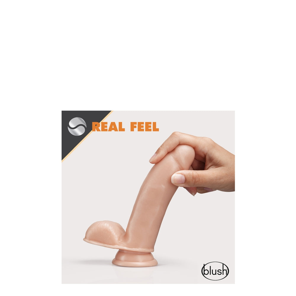 Dildo Realist Autolubrifiant Blush Novelties Dr. Skin Glide 17.8 cm cu Baza cu Ventuza, Compatibil cu Hamuri, Sigur pentru Corp, cu Testicule, Jucarie Sexuala pentru Ea, El si Cupluri – Culoarea Pielii