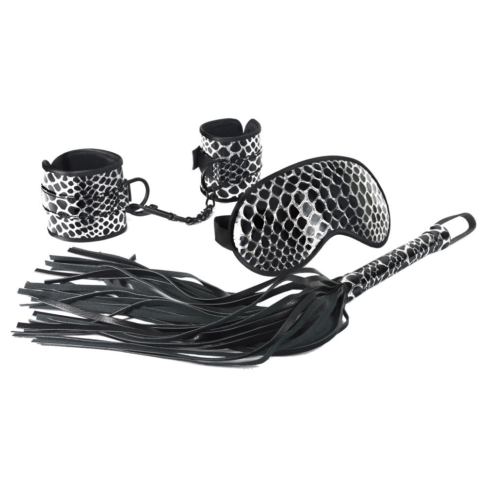 Set Bondage Spartacus 3 Piese din piele ecologica- catuse reglabile, masca pentru ochi, bici fetish - negru si argintiu