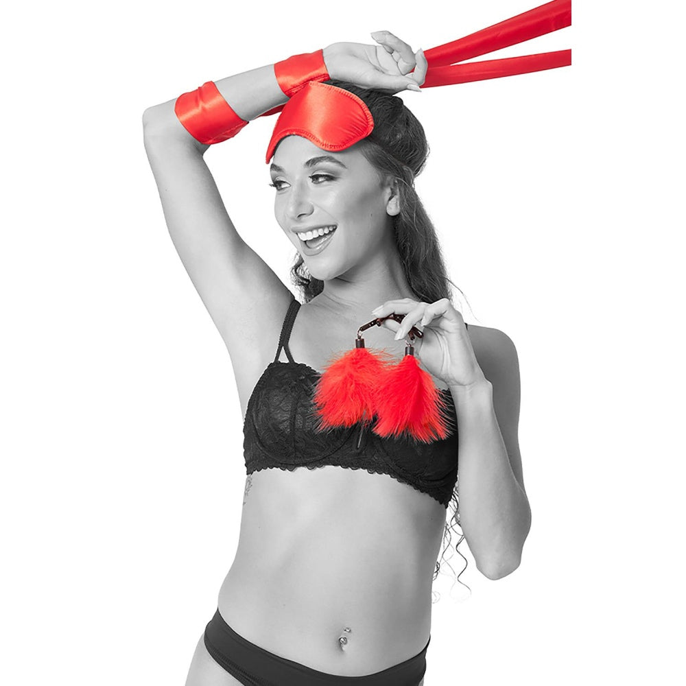 Kit Bondage Incepatori Amor - Cleme pentru Sfarcuri, Restrictii Satin si Masca Ochi BDSM