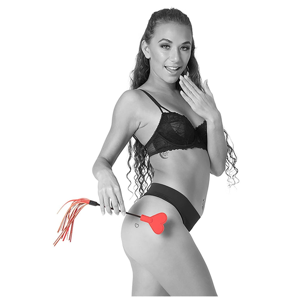 Croseta Amor pentru jocuri BDSM, mini flogger bici inclus, piele ecologica, ideala pentru calatorii si depozitare discreta"