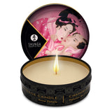 Lumanare Masaj Shunga Rose Petals 30 ml - aroma subtile de trandafir, arde pana la 4 ore - 100% uleiuri naturale, se topesc intr-un ulei de masaj cald si hranitor - ambalaj elegant
