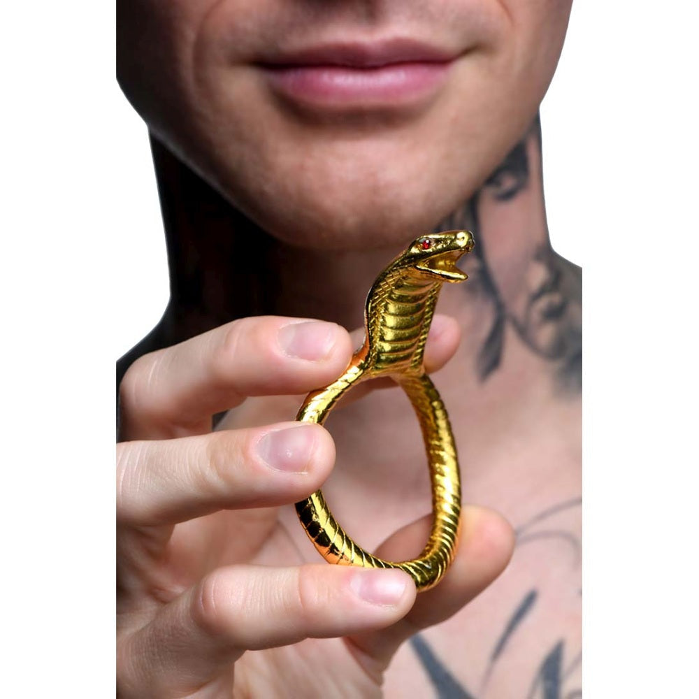 Inel Pentru Penis din Metal Auriu cu Sarpe Cobra - amplificator de erectie, echilibrat uniform - metal sensibil la temperatura - diametru 4.5 cm