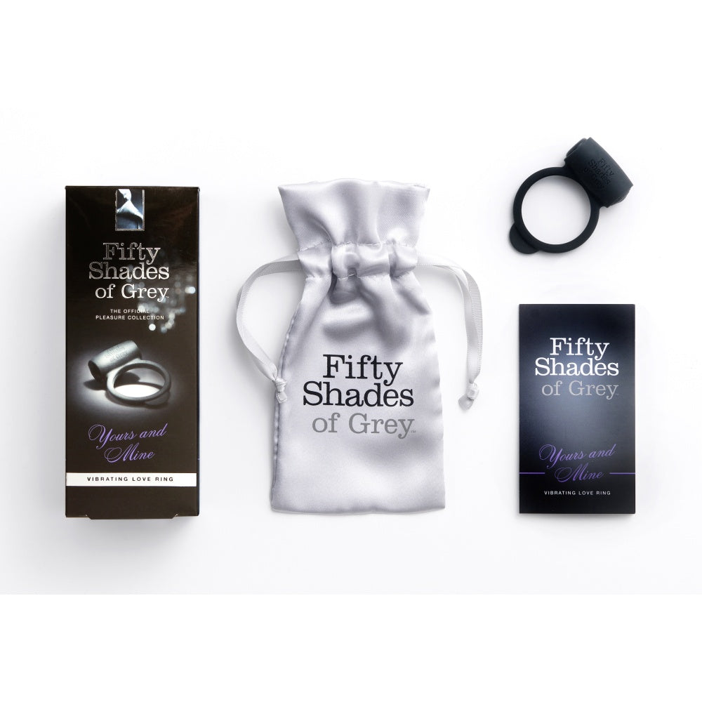 Inel Pentru Penis cu Vibratii Fifty Shades of Grey Yours and Mine - fabricat din silicon de inalta calitate, diametru de 3.4 cm extensibil - indel pentru nopti senzuale in cuplu, saculet din satin inclus - rezistent la apa