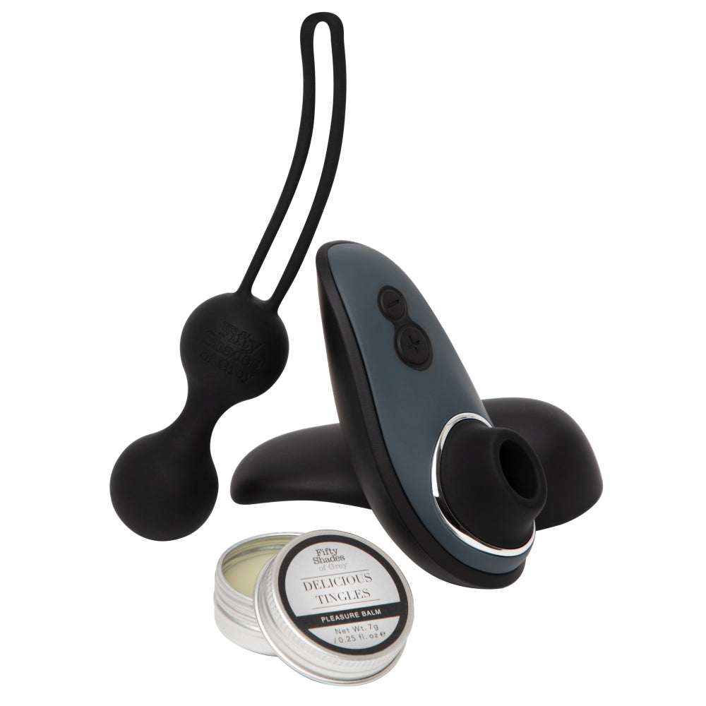 Set Cadou Sex Toys Fifty Shades of Grey x Womanizer 3 Piese - Womanizer Liberty - Balsam cu aroma mentolata - Bile erotice cu sistem de prindere Love Ball Duo - ideal pentru a adauga o nota de lux in momente intime